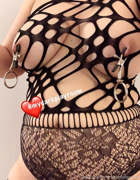mydarkplayroom bonita estrella porno foto