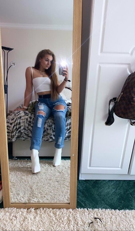 imogenadams model perfect img