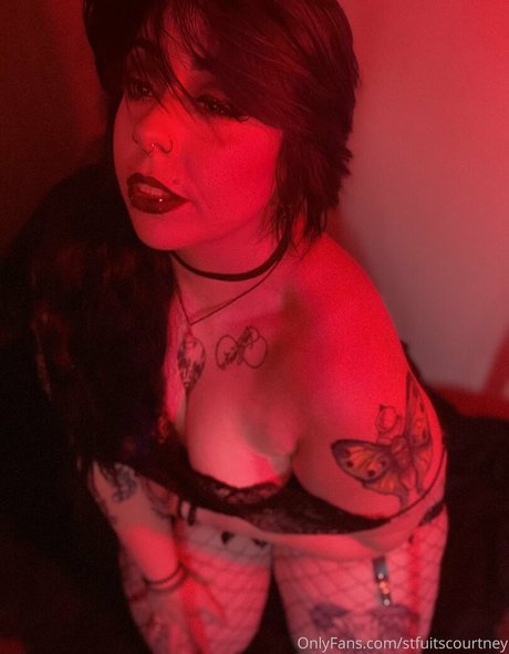 stfuitscourtney arte estrella porno galerías