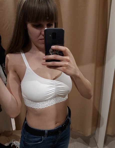 lilyapricot modèle exclusif photo