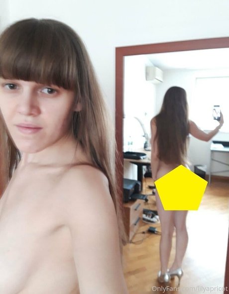lilyapricot star nudes pictures