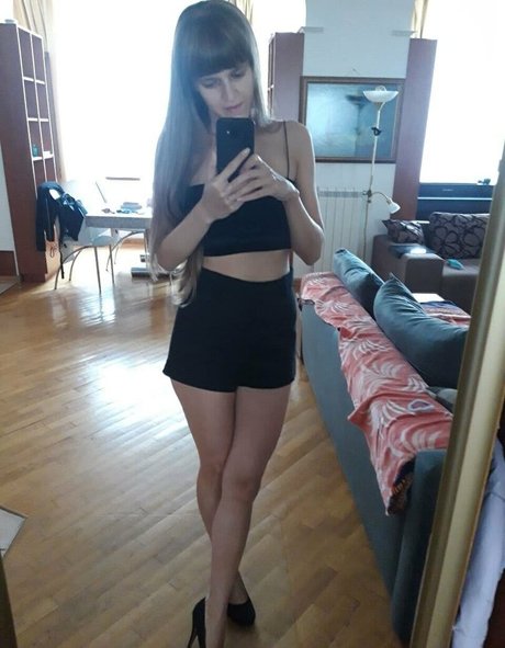 lilyapricot best model photo