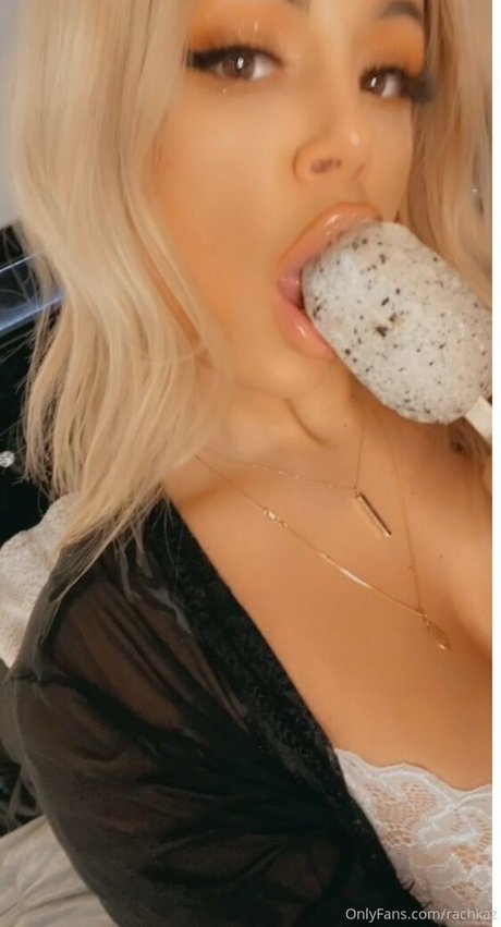 rachkaz sexo modelo imágenes