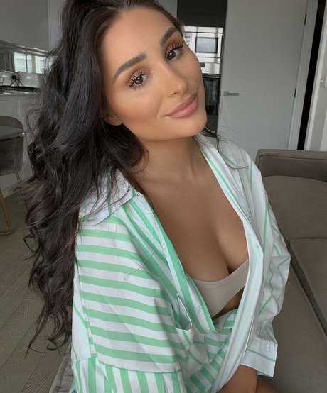 Coco Lodge estrella porno perfecta fotos