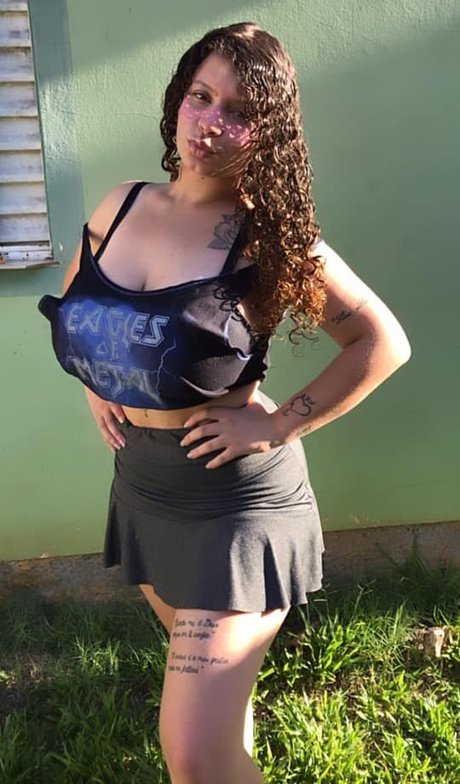 Ashley Alves modèle sexy galerie