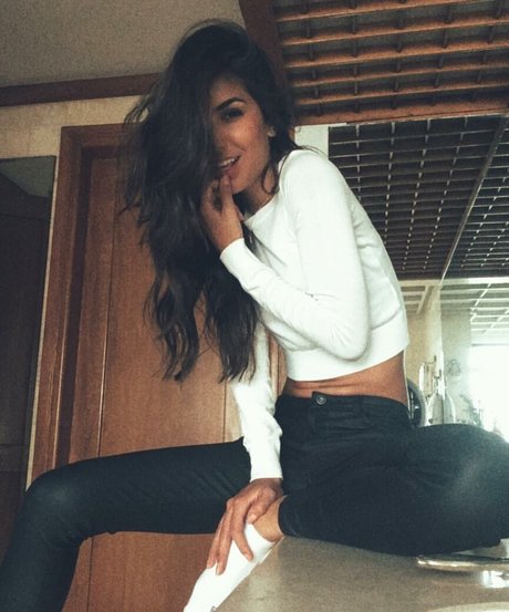 Alicia Londono étoile chaude img