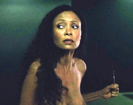 Thandie Newton estrella sexy fotos
