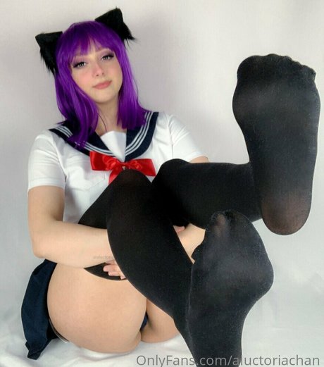 aluctoriachan actrice sexy images