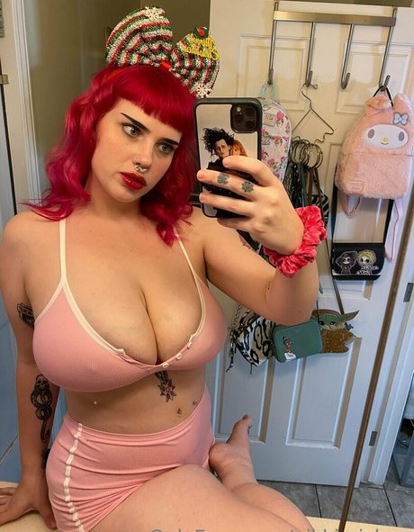 Nikkimichay modelo erótico galería