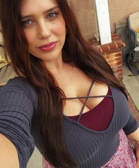 Nikkimichay estrella libre archivo