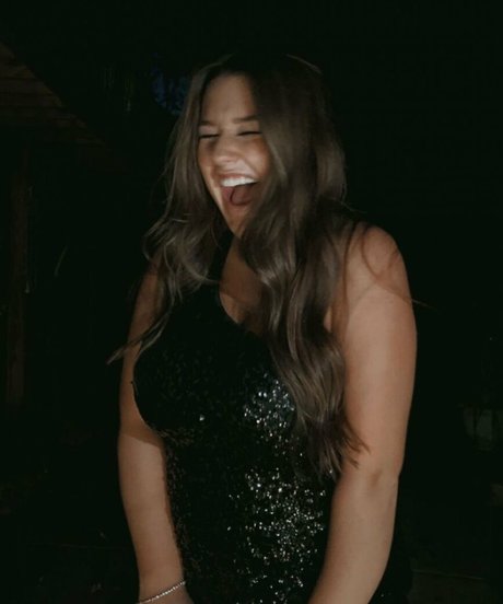 Grace H estrella caliente imágenes