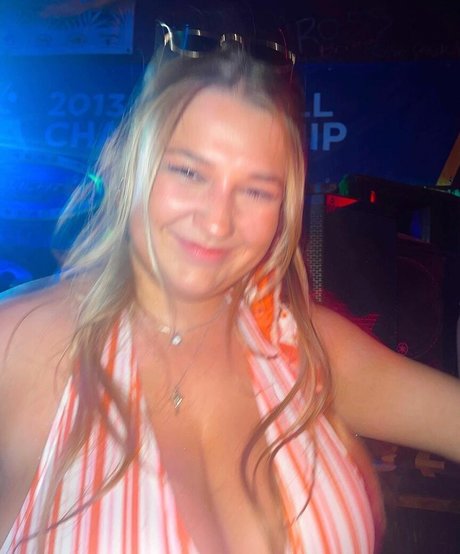 Grace H étoile érotique img