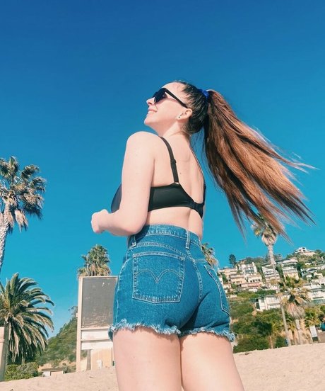 Lily P hermosa actriz imagen