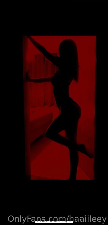 haaiileey actrice artistique img