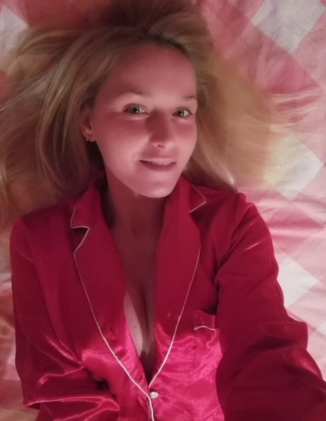 kathianobilixx desnudos de estrellas imagen