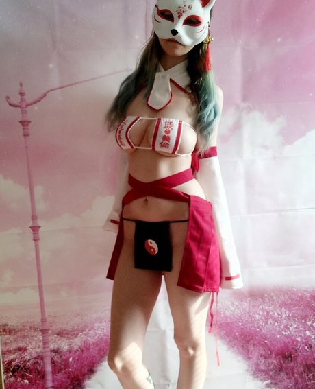 b kitty modelo sexy foto