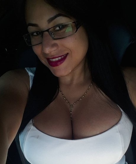 Nohely Guilarte actriz de desnudos galerías