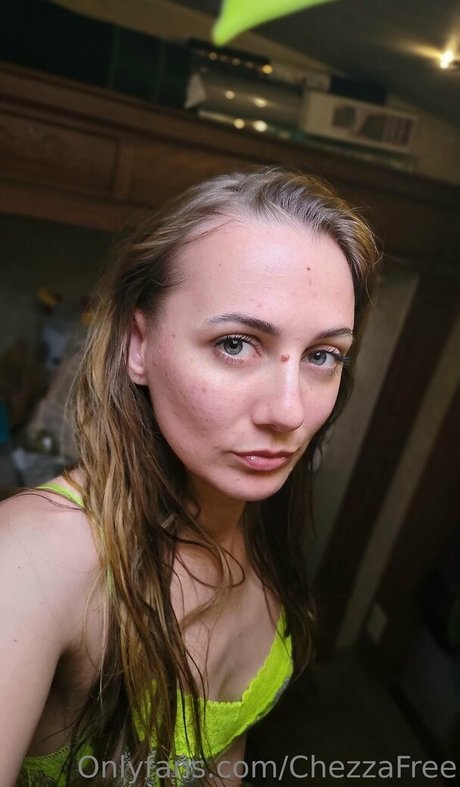 chezzafree nudes model pic
