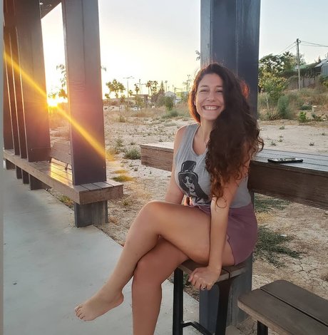 Hadar Simon hd star gallery