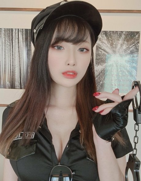 Kiyocosplay estrella porno en alta definición imagen