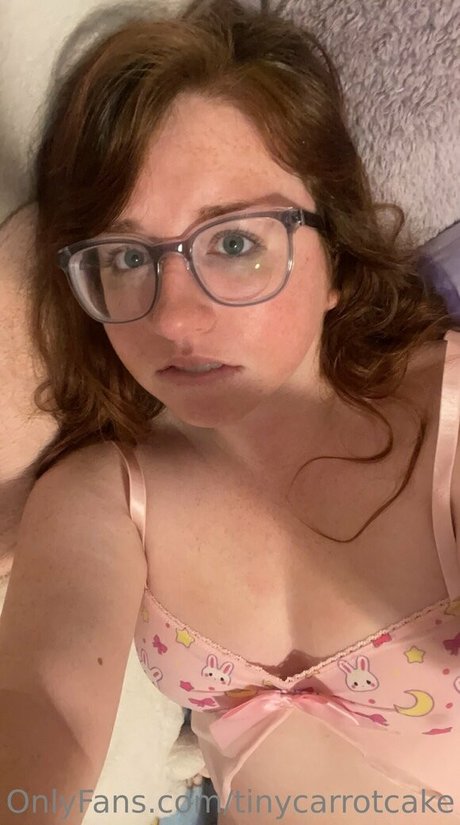 tinycarrotcake sex actress img