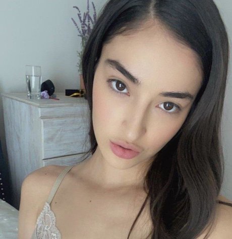 emilywillisxxx estrella adulta galerías