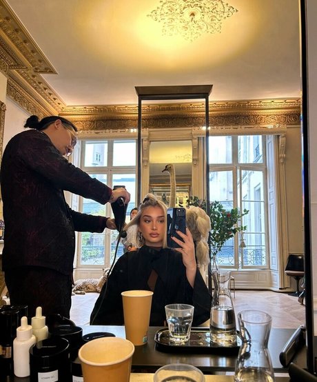 Camaryn Swanson actrice sexy img