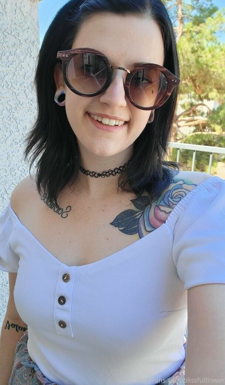 blissfulflower actriz de arte archivo