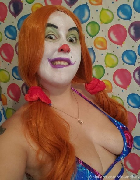 clowndivax modelo agradable imagen