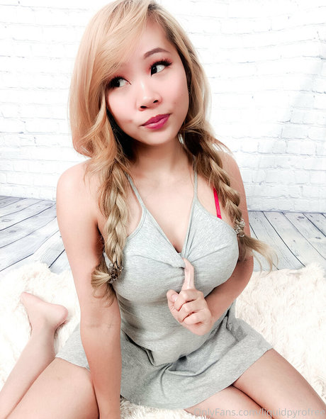 freejolene nus star du porno photos