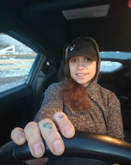 Emm Loomis haut de star du porno img