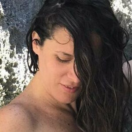 luli qos actress pictures