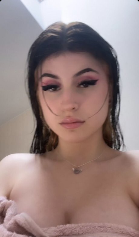 Abbyimu desnudos de estrellas porno galería