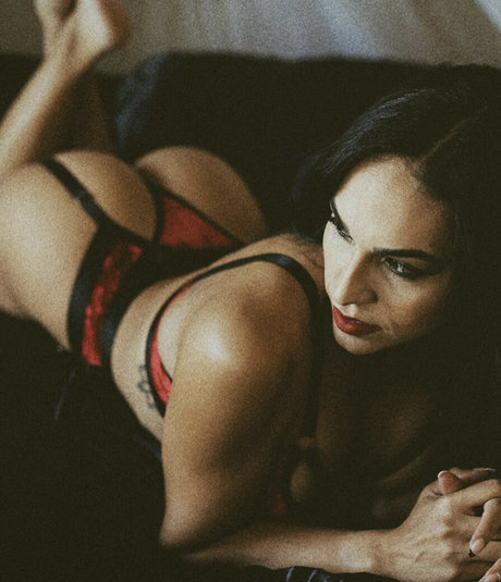 _lilly dd_ modèle xxx image