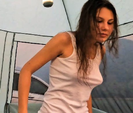 Tetty ASMR modelo erótico galerías