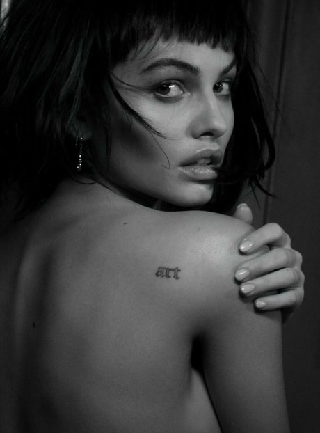 Thylane Blondeau actriz de alta calidad foto