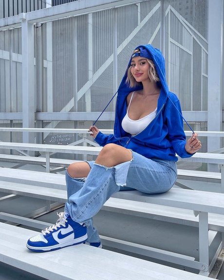 Nika Higashionna actrice érotique des photos