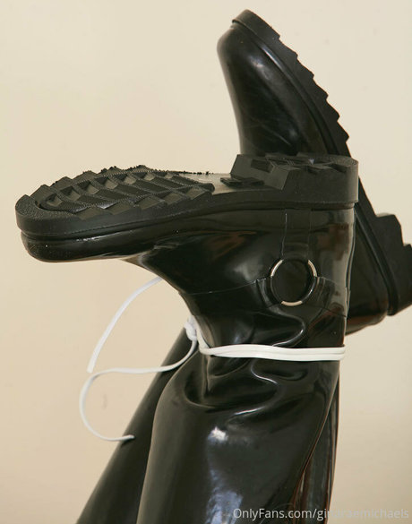 ginaraemichaels estrella del arte galería