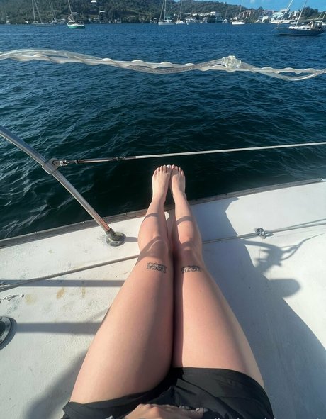 babyski mask estrella porno bonita galería