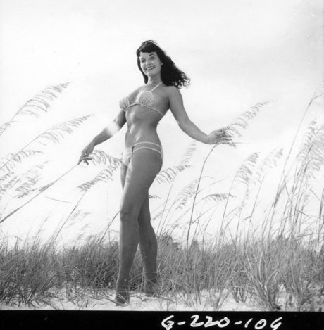 Bettie Page modèle porno photos