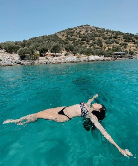 Ilayda Akdogan art modèle images