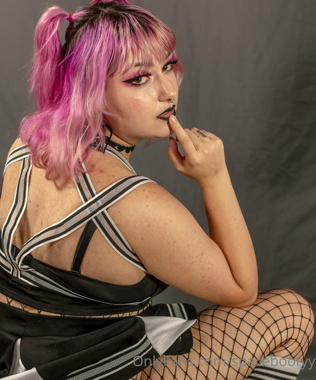 spacebootyy Miniature