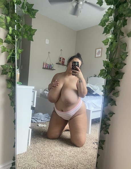 Grxceuncensored model xxx pictures