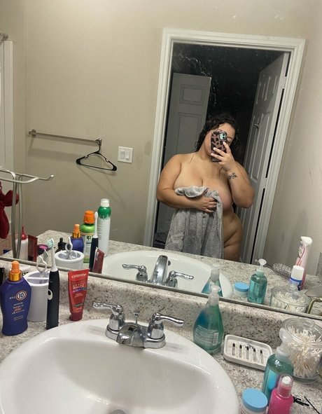 Grxceuncensored pornstar hd pic