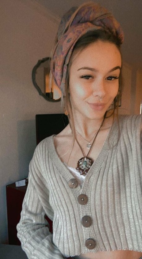 naomiswann estrella bonita imágenes