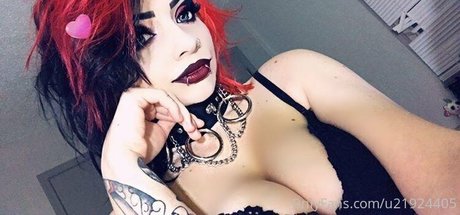 venomroseexotic modèle artistique des photos