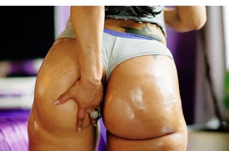 Maliah Michel haut modèle photos