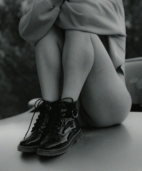 Carolina Rodrigues modelo atractivo galerías