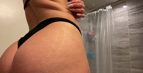 Adison Briana modelo libre imagen