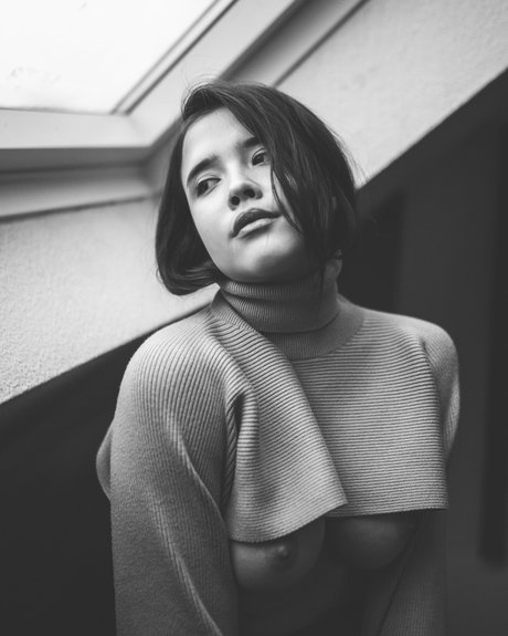 Yoana Nikolova estrella desnuda imagen